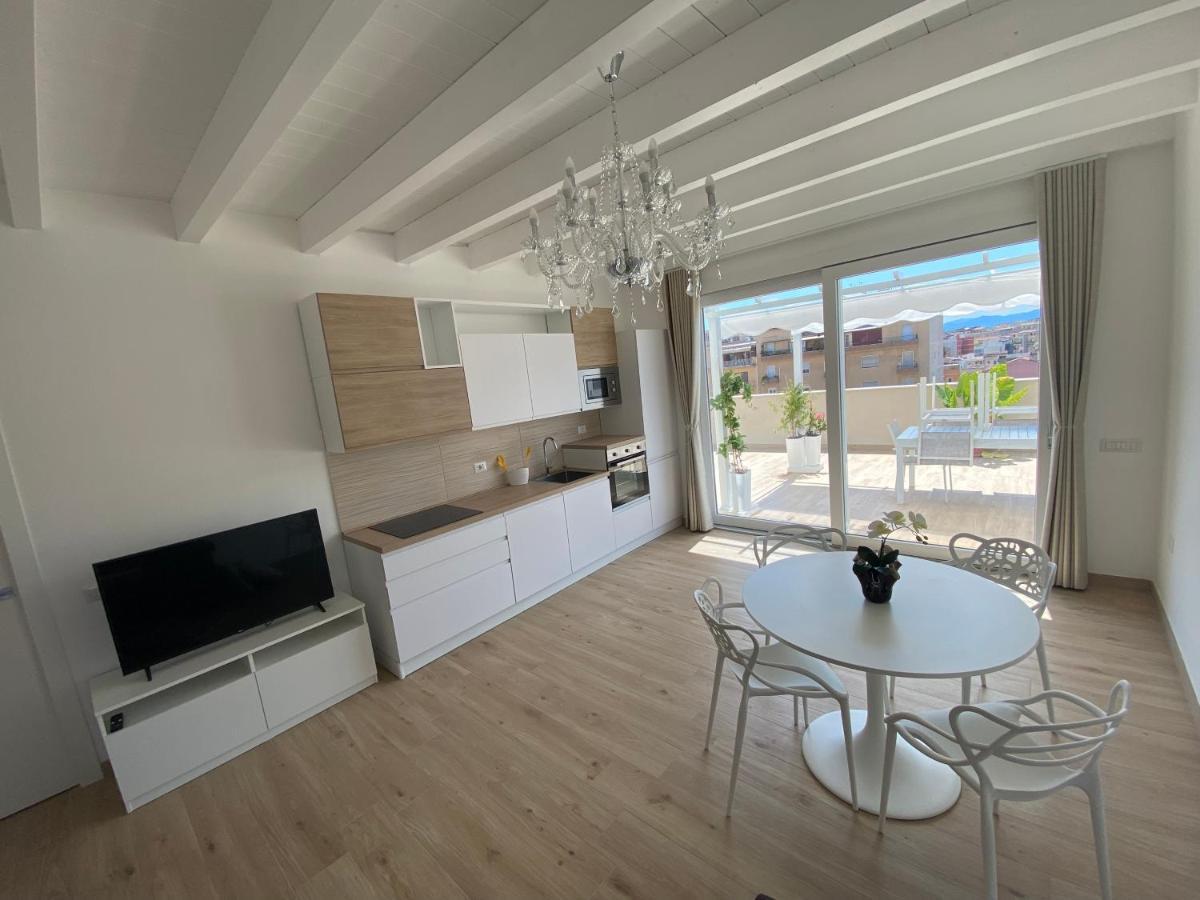 Апартаменти Rossini Penthouse Кальярі Екстер'єр фото